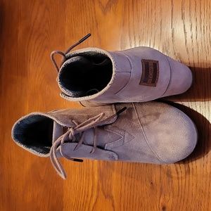 TOMS all suede tan wedge bootie size 7.5